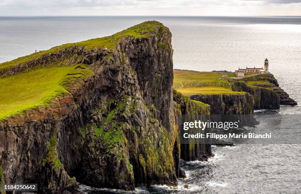 neist point - insel skye stock-fotos und bilder