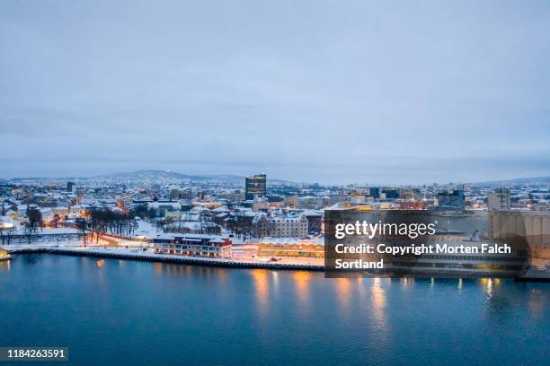 aker brygge - akershus festning stock pictures, royalty-free photos & images