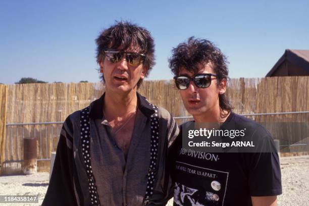 Jacques Higelin et Alain Bashung lors du festival des Francofolies de La Rochelle en juillet 1987, France.