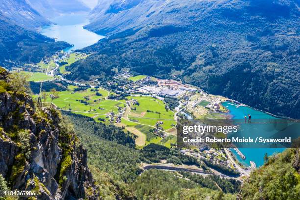 suspension bridge on via ferrata, loen, norway - olden foto e immagini stock
