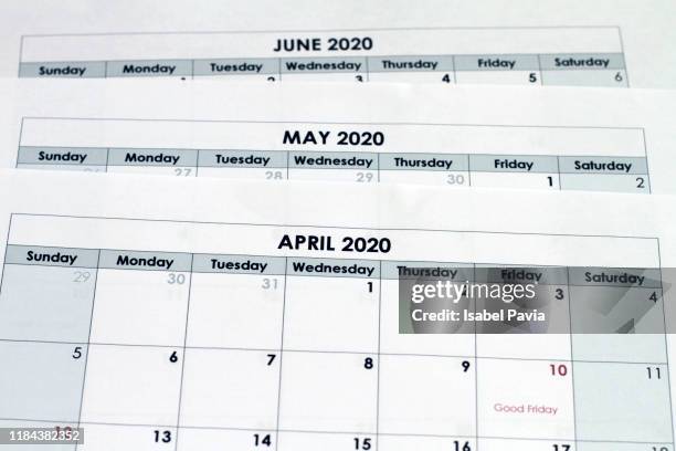 2020 calendar folders - calendario español fotografías e imágenes de stock