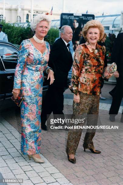 Pamela Harriman et Anne d'Ornano lors de la soirée d'ouverture du Festival de Deauville le 30 aout 1996, France.