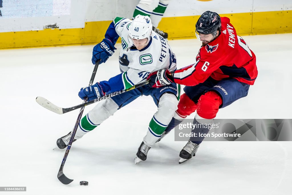 NHL: NOV 23 Canucks at Capitals