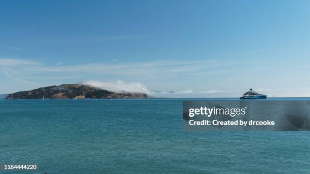 angel island and yacht - angel island stock pictures, royalty-free photos & images