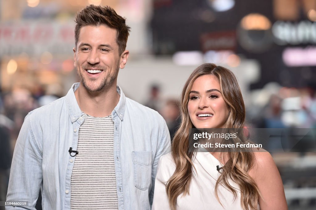 "Bachelorette" Couple JoJo Fletcher And Jordan Rodgers Visit "Extra"