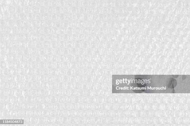 bubble wrap background - bubble wrap stock pictures, royalty-free photos & images