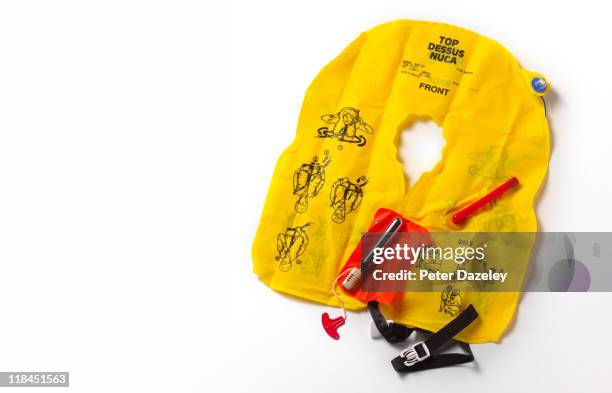 life jacket with copy space - survival stock-fotos und bilder