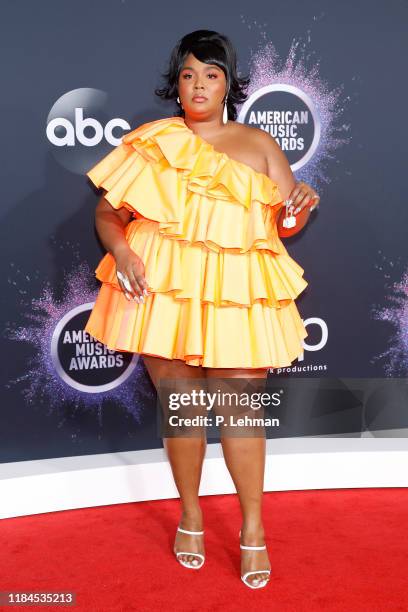Lizzo at the 2019 American Music Awards arrivals at Microsoft Theater - PHOTOGRAPH BY P. Lehman / Future Publishing