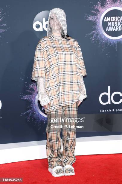 Billie Eilish at the 2019 American Music Awards at Microsoft Theater - PHOTOGRAPH BY P. Lehman / Future Publishing