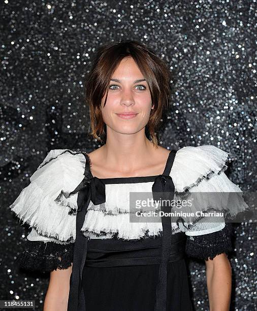 Alexa Chung attends the Chanel Haute Couture Fall/Winter 2011/2012 show as part of Paris Fashion Week at Grand Palais on July 5, 2011 in Paris,...