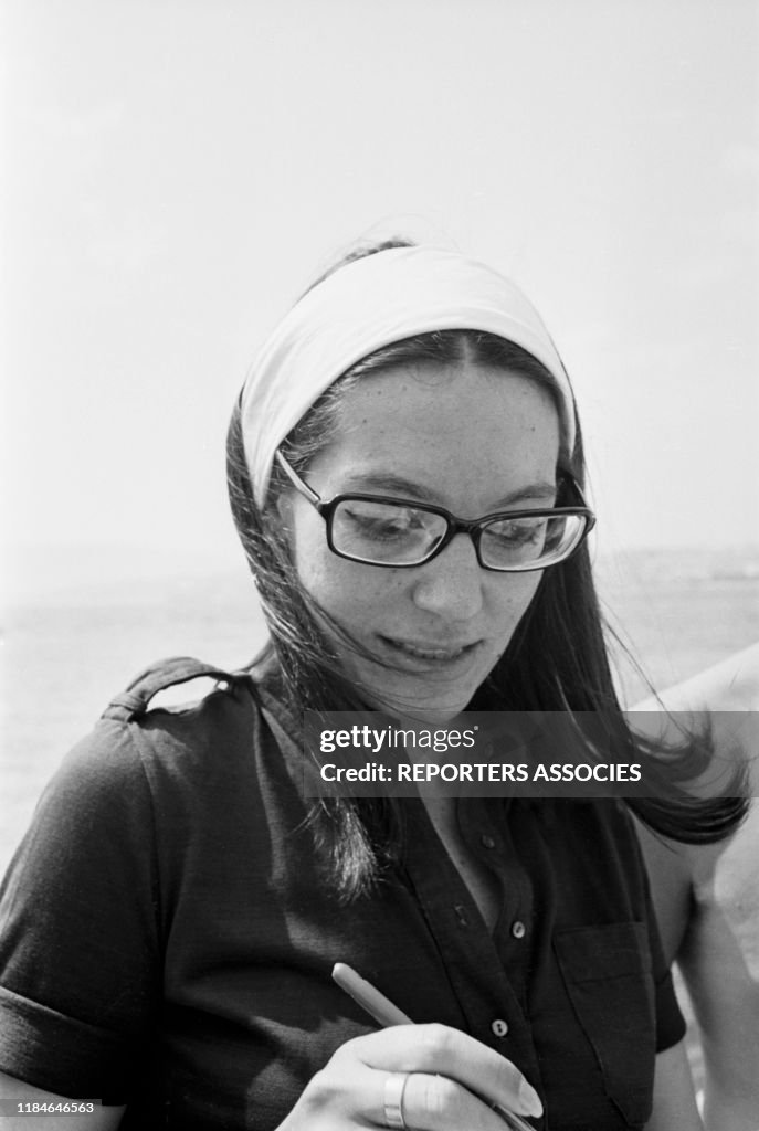 Portrait de Nana Mouskouri en 1967