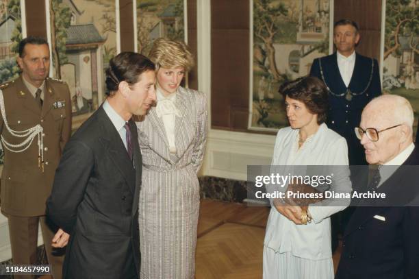 Prince Charles and Diana, Princess of Wales lunch with Italian President Sandro Pertini in Rome, Italy, 27th April 1985.