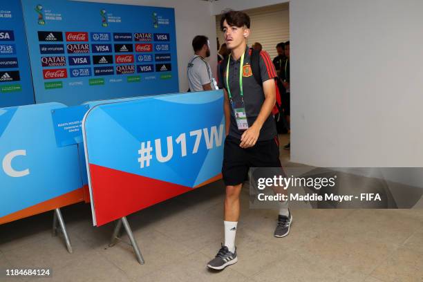 Aitor Gelardo of Spain arrives before the FIFA U-17 World Cup Brazil 2019 group E match between Spain and Tajikistan at Estádio Kléber Andrade on...