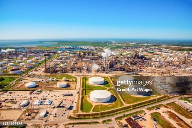 raffineria di petrolio dell'area di houston - texas city foto e immagini stock