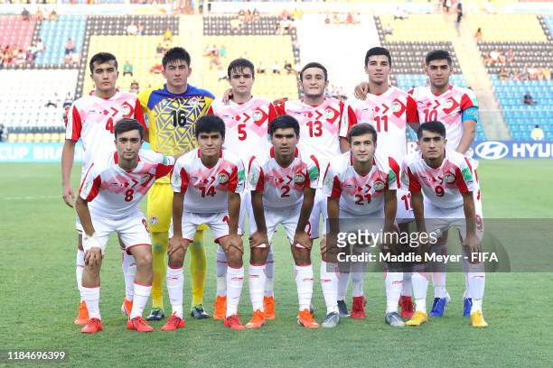 The starting line up of Tajikistan before the FIFA U-17 World Cup Brazil 2019 group E match between Spain and Tajikistan at Estádio Kléber Andrade on...