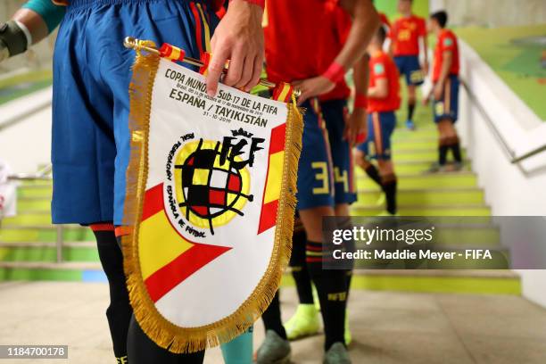 German Valera of Spain holds a pennant in the tunnel before the FIFA U-17 World Cup Brazil 2019 group E match between Spain and Tajikistan at Estádio...