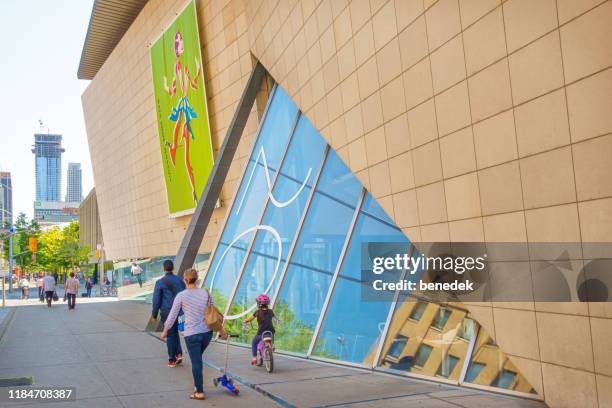 bata shoe museum toronto ontario canada - family museum stock pictures, royalty-free photos & images