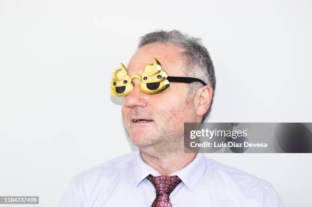 portrait businessman with party glasses - funny fat guy stock pictures, royalty-free photos & images