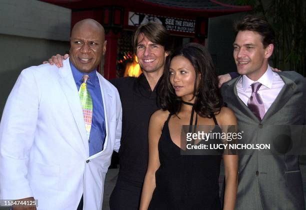The cast of the new film "Mission Impossible 2" poses at the film's premiere at the Chinese Theater in Hollywood, CA, 18 May, 2000. From L-R: actors...