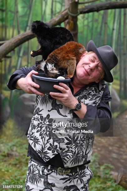 Ben Becker attends a photocall for his new theater production 'Affe' at Tierpark on November 26, 2019 in Berlin, Germany.