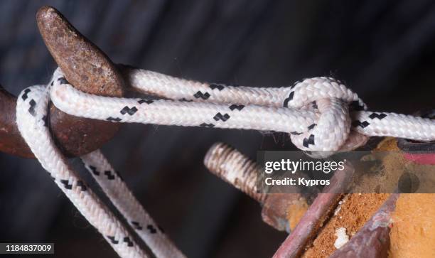 Using Levers With Ropes 125 Lever Hoist Stock Photos, High-Res Pictures, and Images - Getty Images