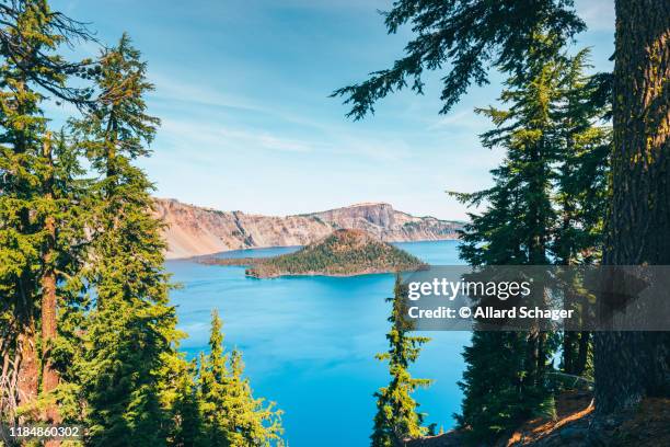 crater lake and wizard island in oregon usa - crater lake stock pictures, royalty-free photos & images