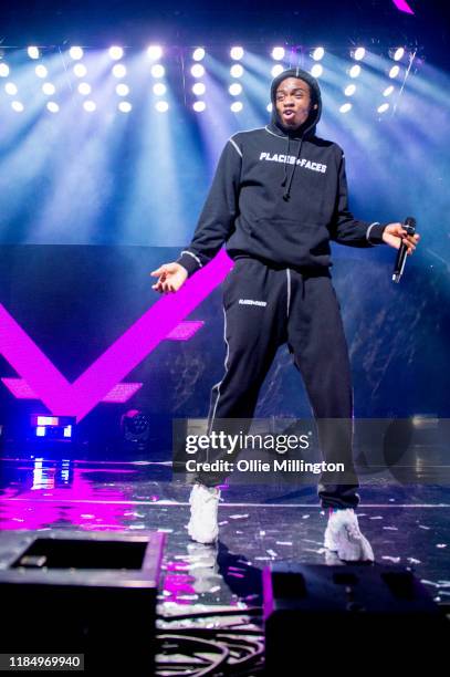Not3es Rapper 65 Rap Music Notes Stock Photos, High-Res Pictures, and Images - Getty ...
