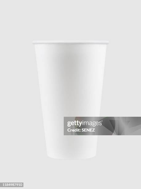 disposable coffee cups / tea cups / paper cup - disposable cup foto e immagini stock