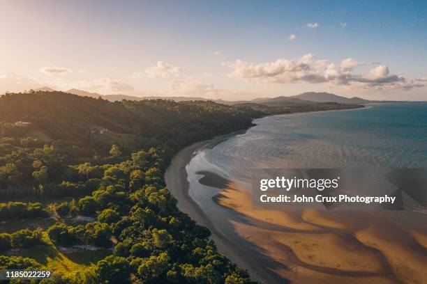 mission beach coastline - mission beach queensland stock pictures, royalty-free photos & images