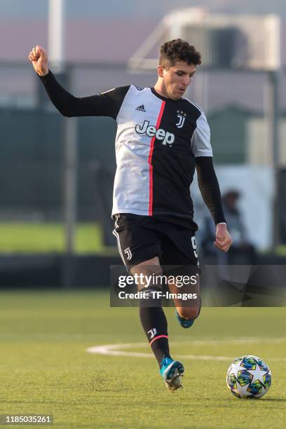 Elia Petrelli of Juventus U19 controls the ball during the UEFA Youth League match between Juventus U19 and Atletico Madrid U19 on November 26, 2019...