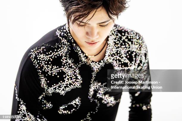 Shoma Uno of Japan prepares in the Men's Free Skating during day 2 of the ISU Grand Prix of Figure Skating Internationaux de France at Polesud Ice...