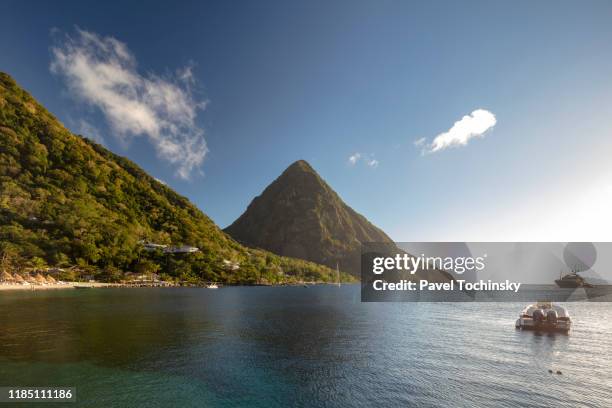 gros piton - the famous volcanic peak in st lucia, 2019 - lesser antilles stock pictures, royalty-free photos & images