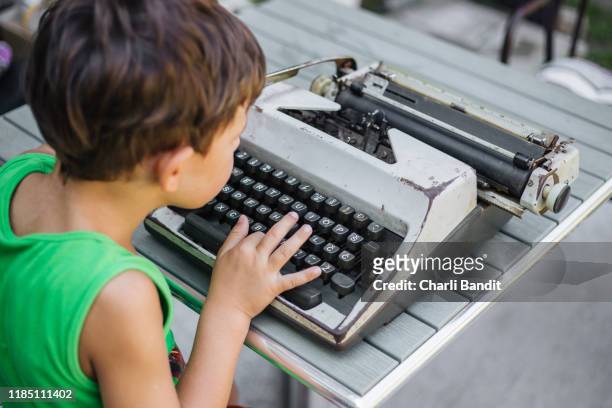 397 Kids Typewriter Stock Photos, High-Res Pictures, and Images - Getty  Images