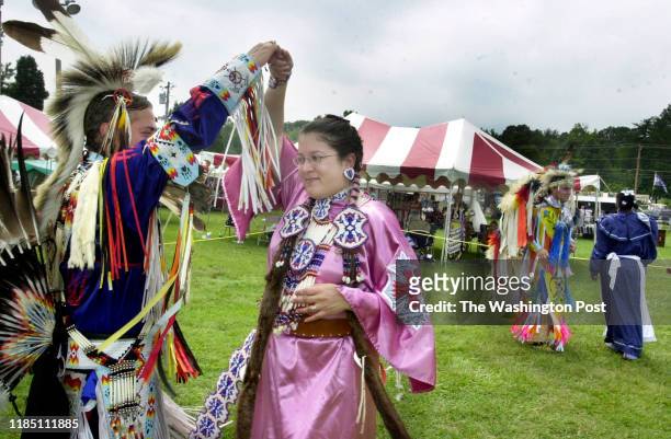 Date: Photographer: Barbara L. Salisbury/FTWP multi Neg# freelance 145399 digital image Location: La Plate, MD Summary: Native American Pow Wow at...