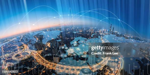 blockchain concept and shanghai skyline at night - global communications foto e immagini stock