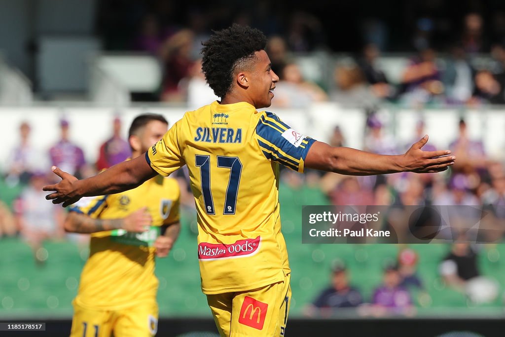 A-League Rd 4 - Perth v Central Coast