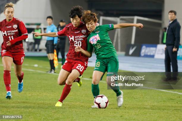 Hye-ri Kim of Hyundai Steel Red Angels of South Korea in action during an Women's Club Championship 2019-FIFA/AFC Pilot Tournament between Incheon...