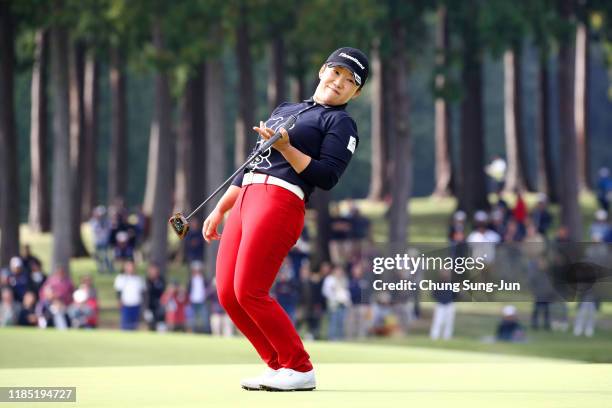 Jiyai Shin of South Korea reacts after a putt on the 9th green during the final round of the Hisako Higuchi Mitsubishi Electric Ladies at...