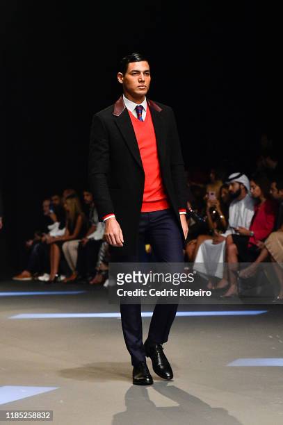 Model walks the runway at the Behnoode show during the FFWD October Edition 2019 at the Dubai Design District on November 02, 2019 in Dubai, United...