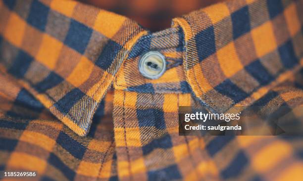 close-up of a plaid shirt - camisa a cuadros fotografías e imágenes de stock