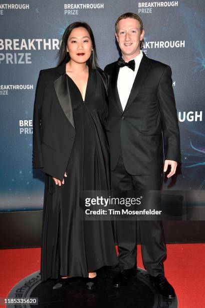 Priscilla Chan and Mark Zuckerberg attend the 2020 Breakthrough Prize Red Carpet at NASA Ames Research Center on November 03, 2019 in Mountain View,...