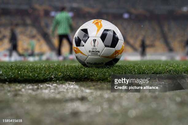 November 2019, Ukraine, Lwiw: Soccer: Europa League, PFK Olexandrija - VfL Wolfsburg, Group stage, Group I, 5th matchday in the Lviv Arena. A match...