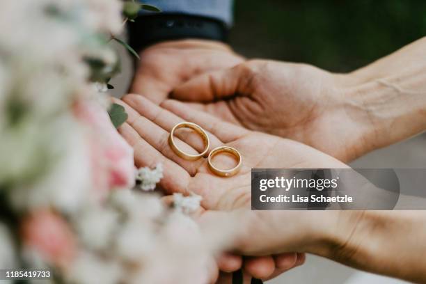 wedding - 戒指 個照片及圖片檔