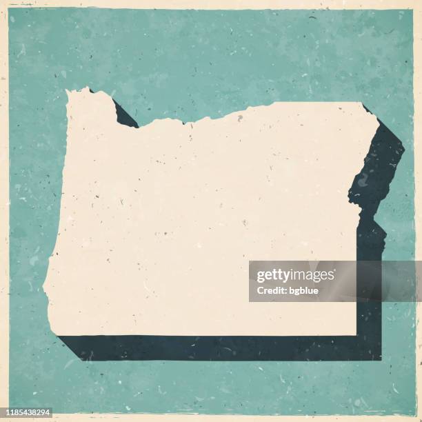 stockillustraties, clipart, cartoons en iconen met oregon kaart in retro vintage stijl-oude getextureerde papier - oregon amerikaanse staat