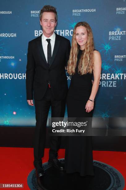 Edward Norton and Shauna Robertson attend the 8th Annual Breakthrough Prize Ceremony at NASA Ames Research Center on November 03, 2019 in Mountain...