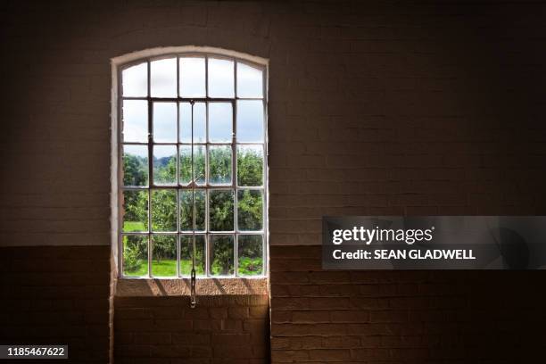 georgian window - window frame stock pictures, royalty-free photos & images