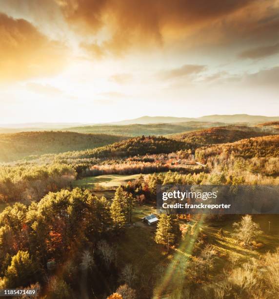 autumnal landscape in vermont - vermont stock pictures, royalty-free photos & images