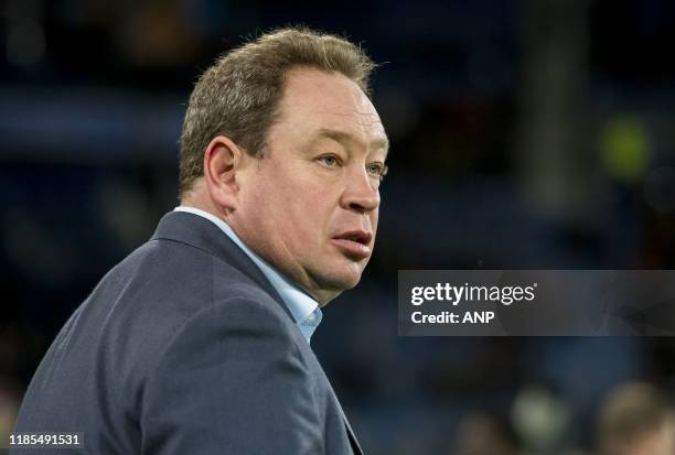 Trainer / coach Leonid Slutskiy of Vitesse during the Dutch Eredivisie match between sc Heerenveen and Vitesse Arnhem at Abe Lenstra Stadium on...