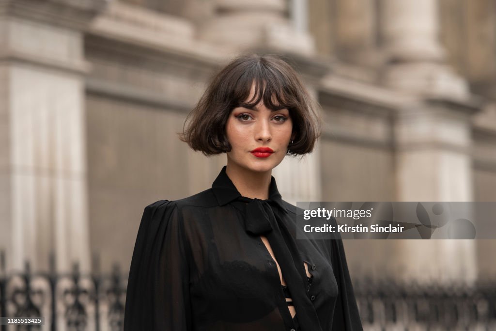 Street Style : Paris Fashion Week - Womenswear Spring Summer 2020 : Day Four