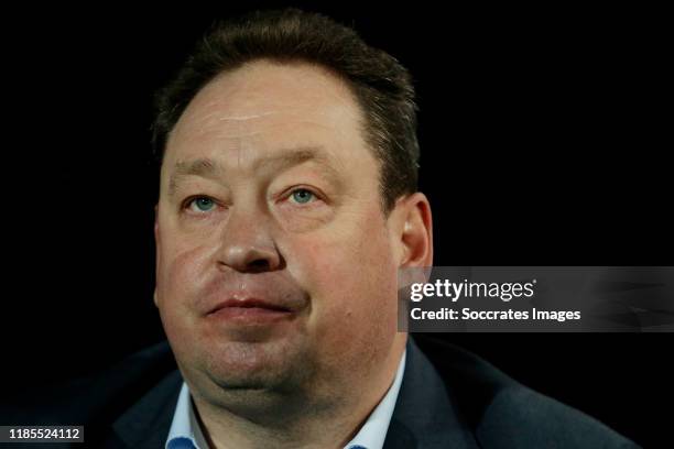 Coach Leonid Slutsky of Vitesse during the Dutch Eredivisie match between SC Heerenveen v Vitesse at the Abe Lenstra Stadium on November 29, 2019 in...